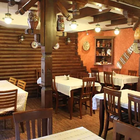 מלון Готель Мараморош