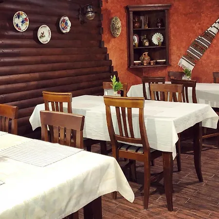 Hotel Готель Мараморош