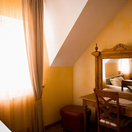 Hotel Готель Мараморош