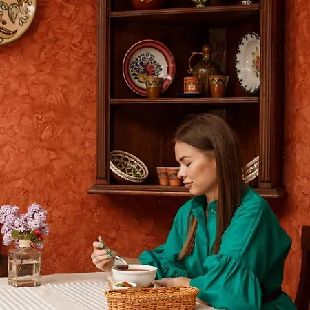 Hotel Готель Мараморош